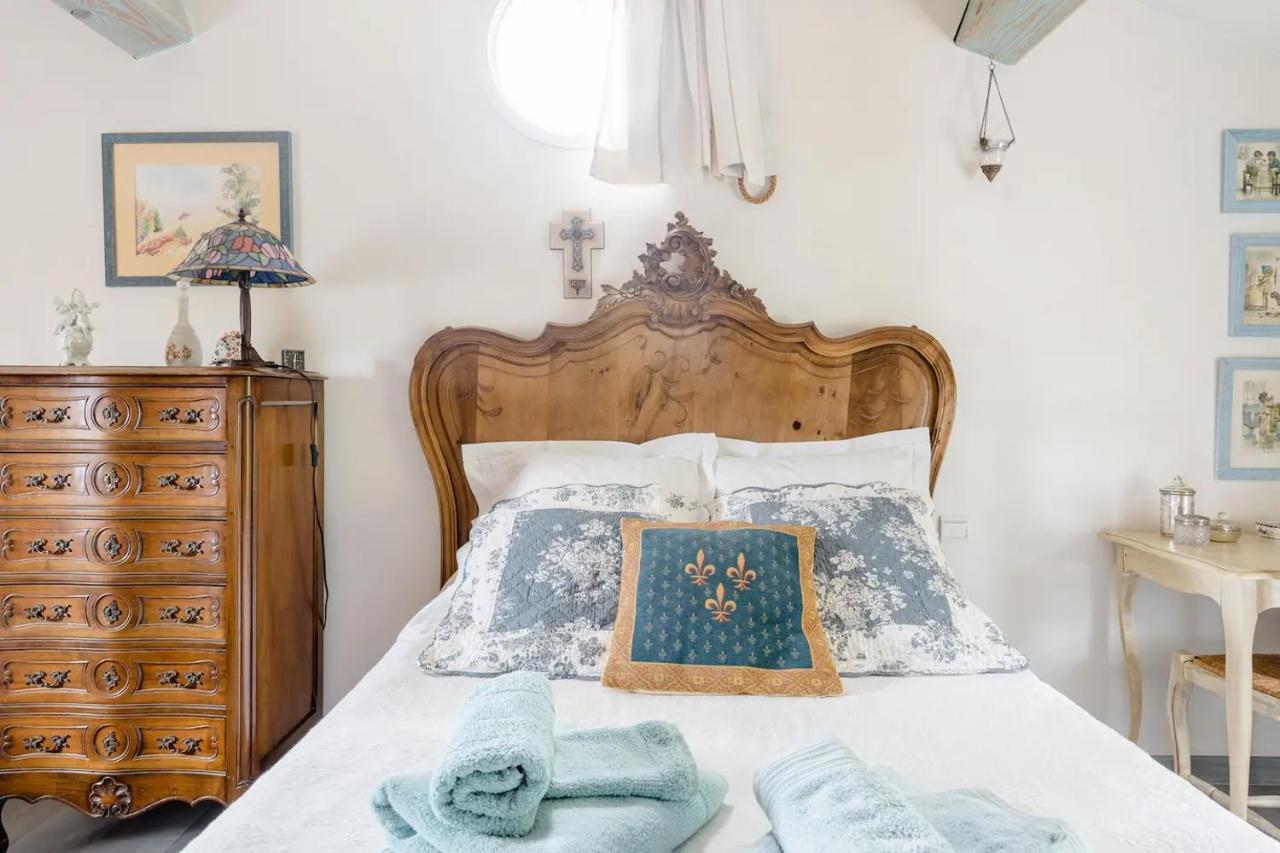 Agreable Chambre D'Hotes Avec Piscine Panzió Le Beausset Kültér fotó